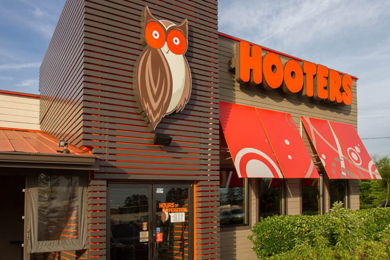 Hooters preview 2